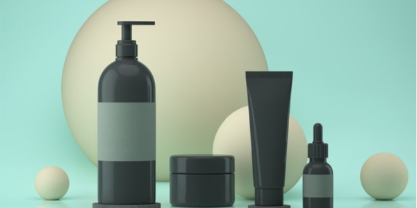 化妝品標簽（qiān）可以（yǐ）使用鐳射不幹膠（jiāo）材料嗎？