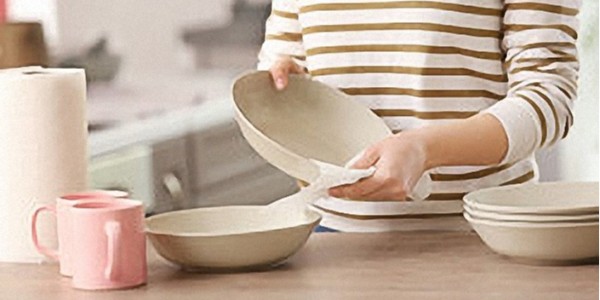 餐具怎（zěn）麽選？不幹膠紙標簽將起到重要作用