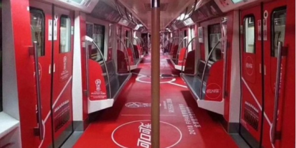 車身貼可以用PVC不（bú）幹（gàn）膠材料製（zhì）作嗎？