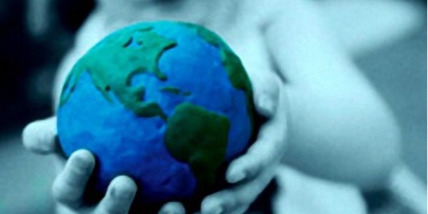 PVC戶外不幹膠材料選擇（zé）應考慮的因素有哪些？